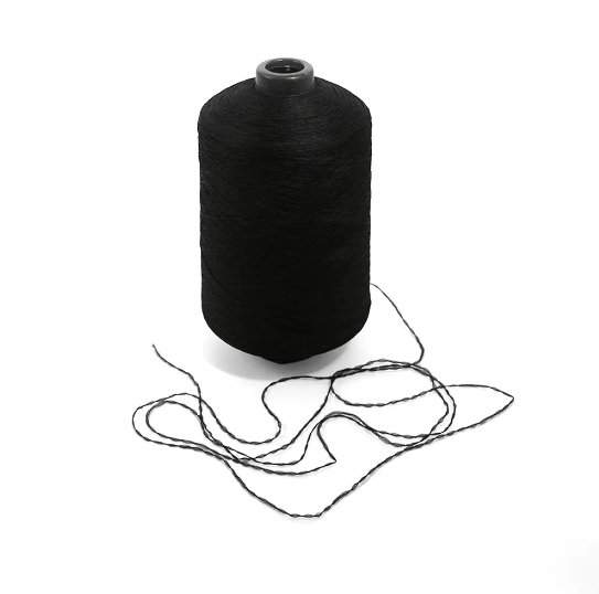 Why can Colored Polyester Network Yarn effectively resist fading?